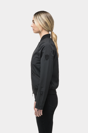 Phoebe - www.nobis.ch